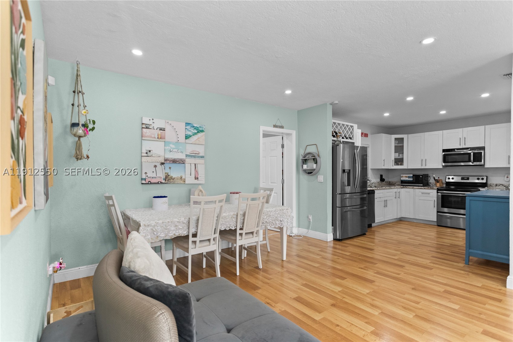 7440 Fillmore St Property Photo 11