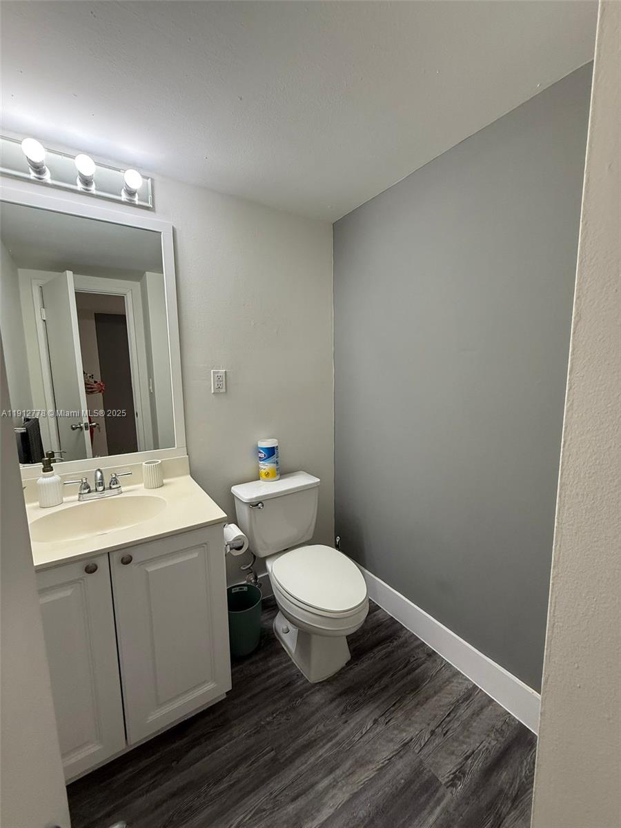 19380 Collins Ave 1209 Property Photo 14