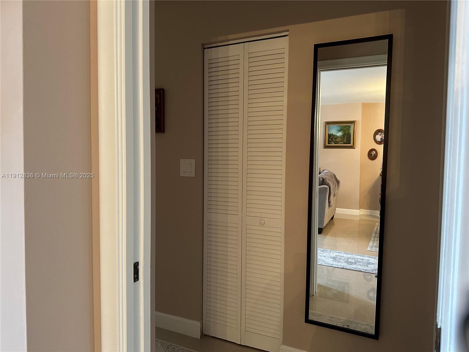 1865 S Ocean Dr 6h Property Photo 14