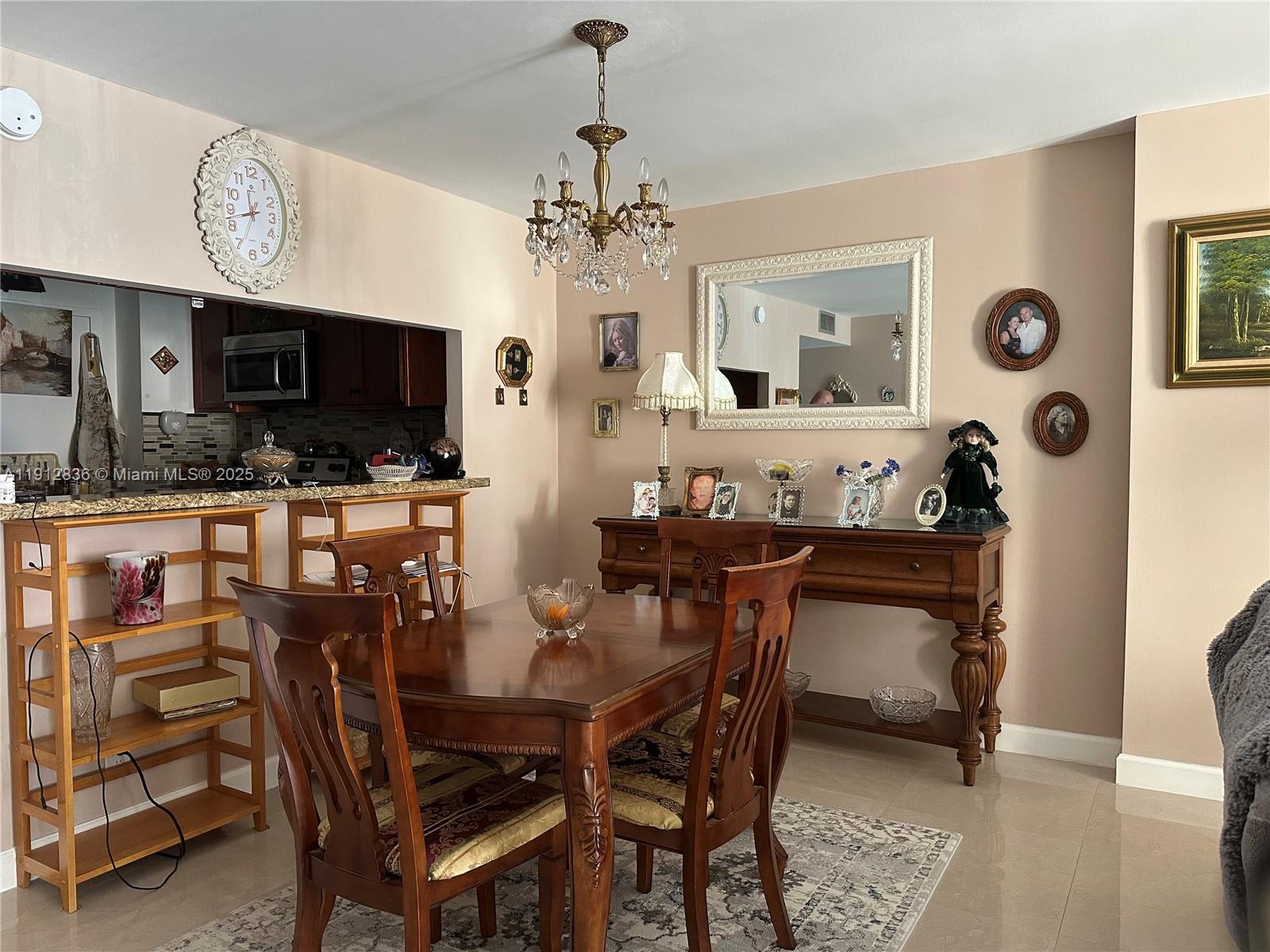 1865 S Ocean Dr 6h Property Photo 25