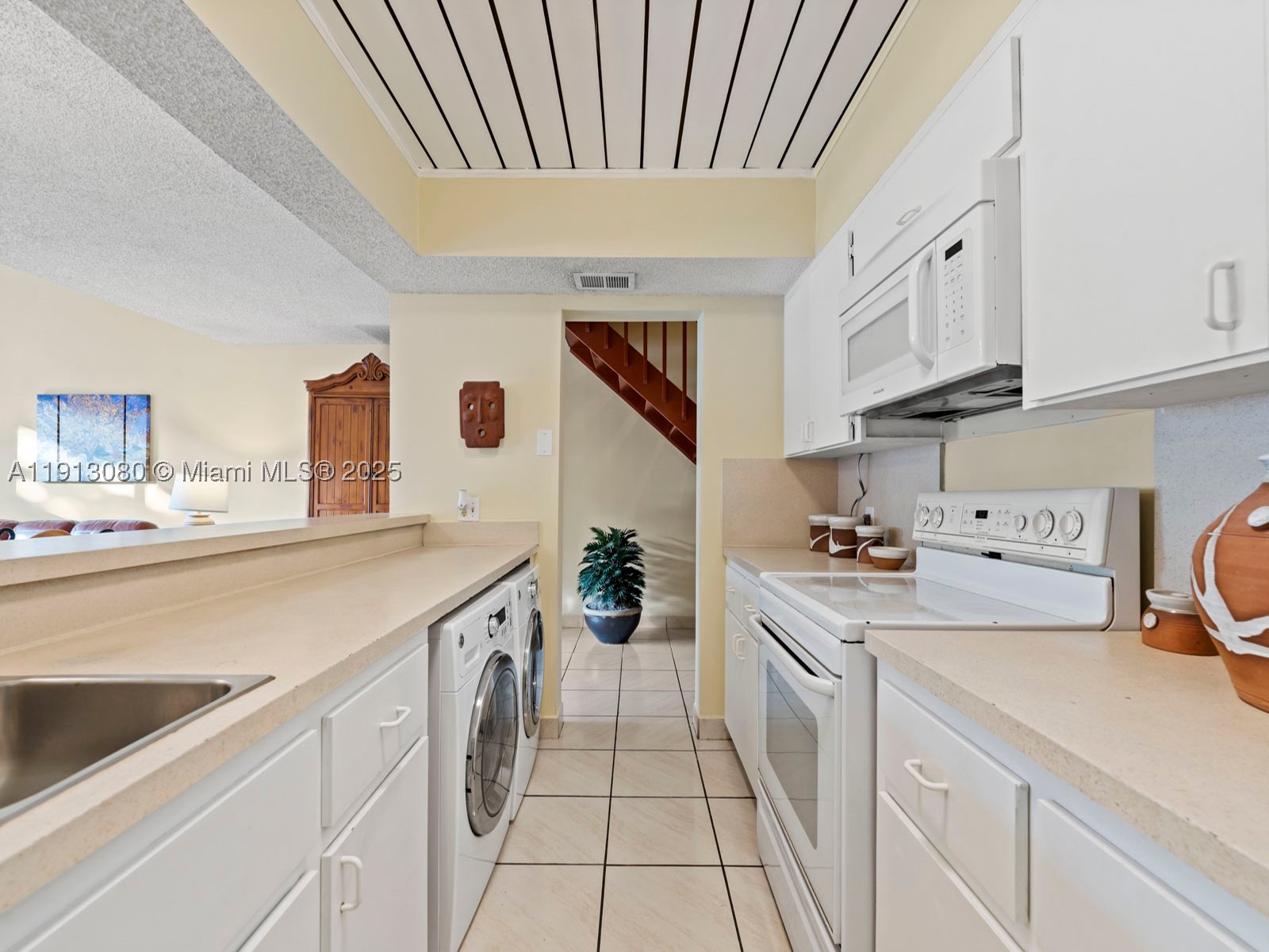 13350 Sw 91st Ter C Property Photo 10