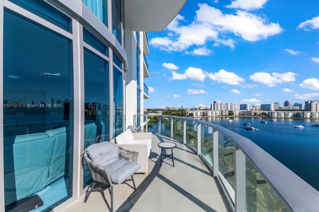 17301 Biscayne Blvd 811 Property Photo 13