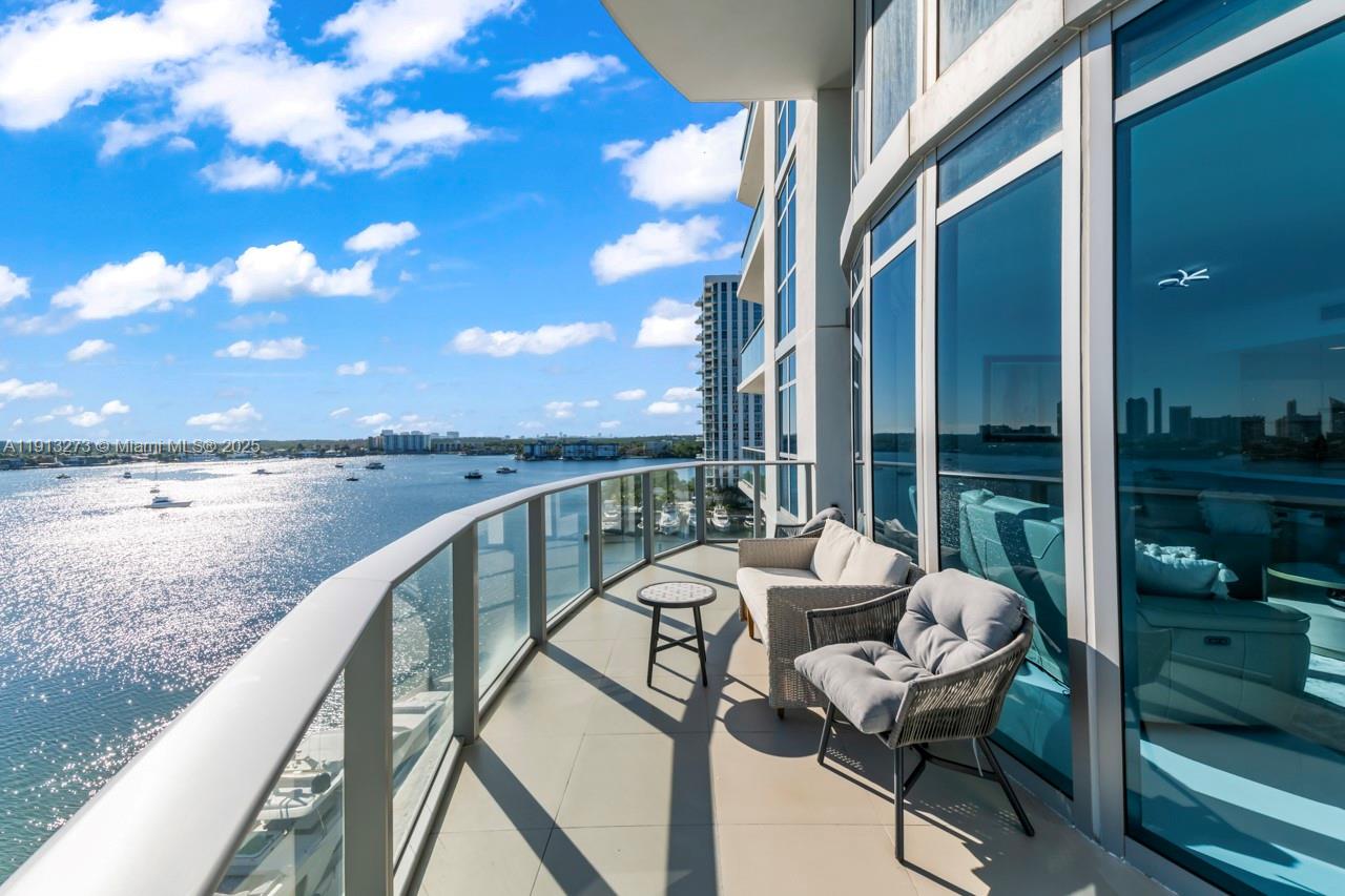 17301 Biscayne Blvd 811 Property Photo 14