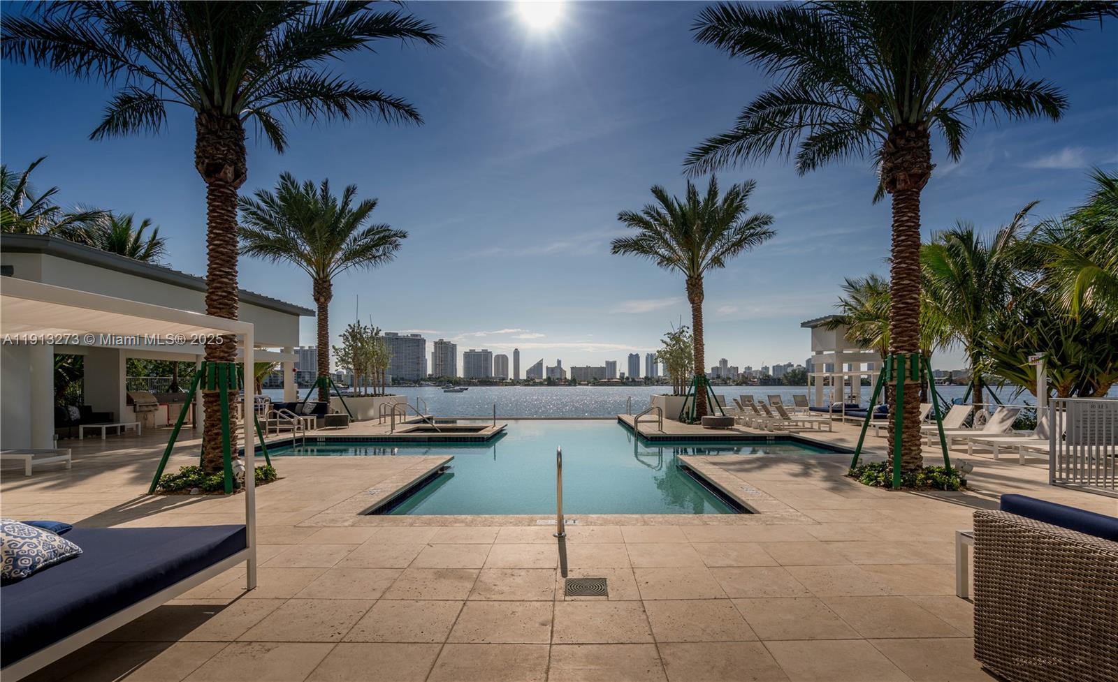 17301 Biscayne Blvd 811 Property Photo 37