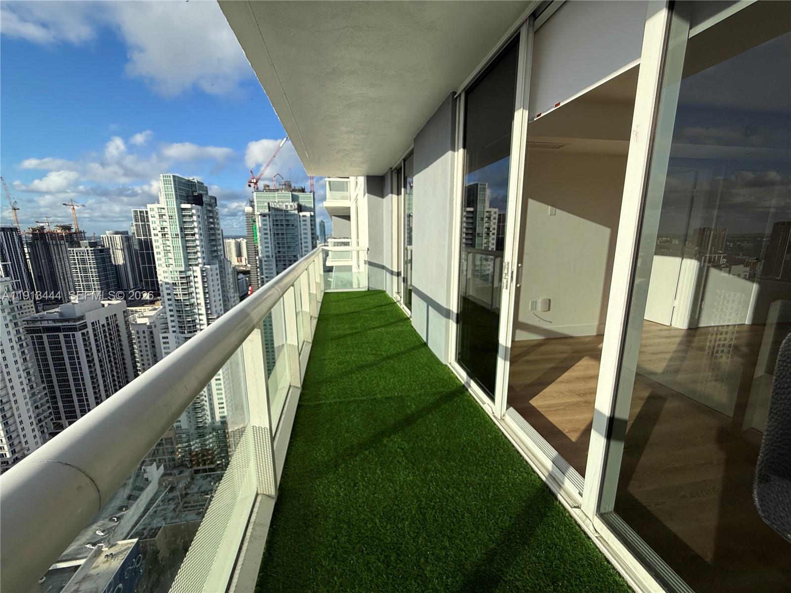 50 Biscayne Blvd 4807 Property Photo 2