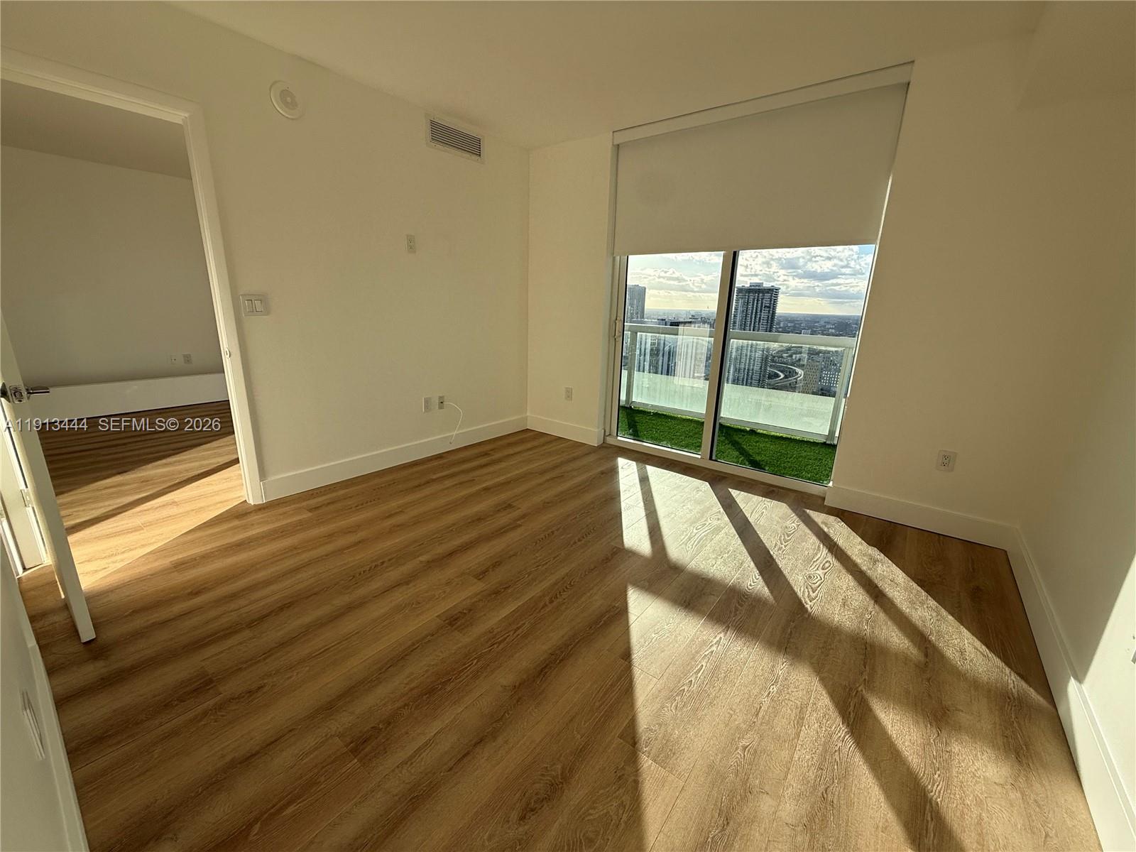 50 Biscayne Blvd 4807 Property Photo 15