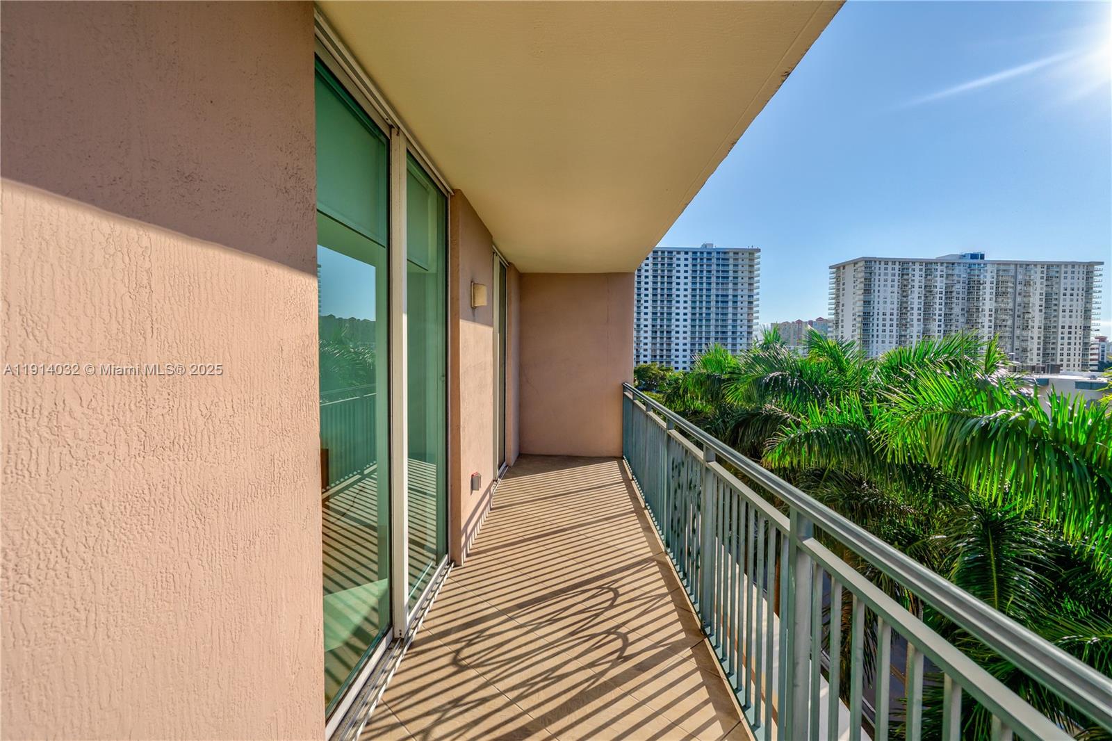 17555 Atlantic Blvd 602 Property Photo 15
