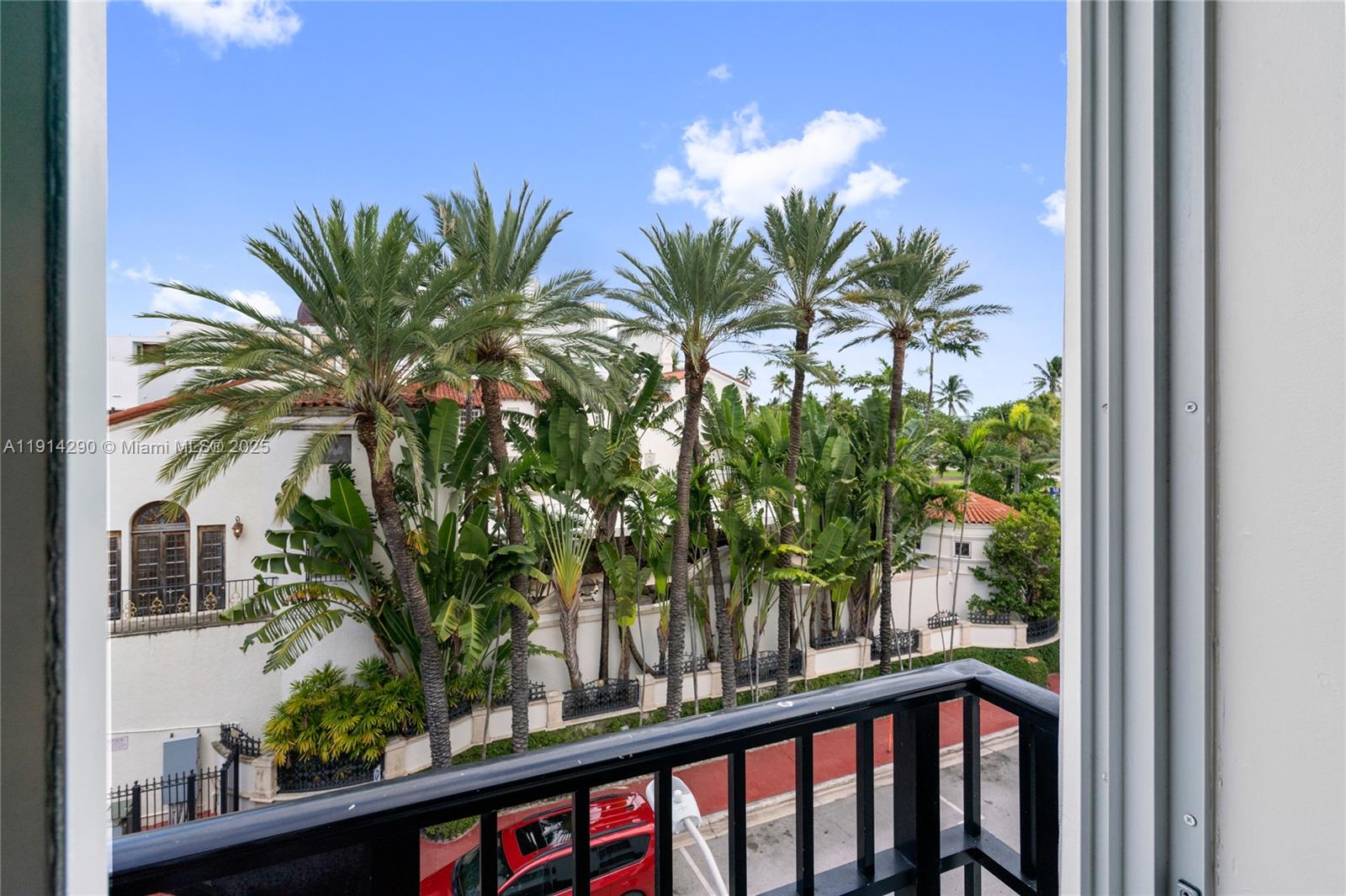 1060 Ocean Dr D307 Property Photo 29