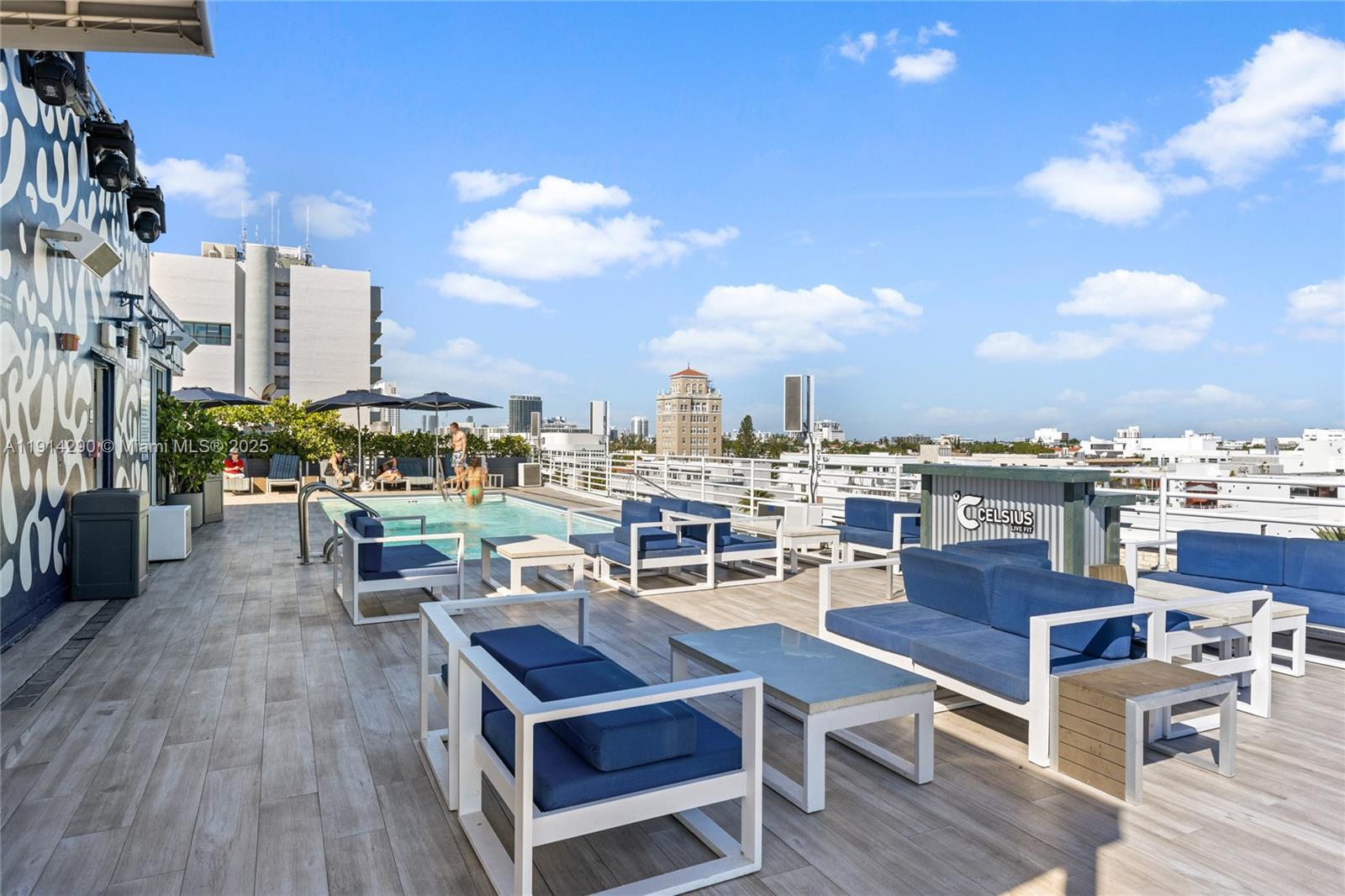 1060 Ocean Dr D307 Property Photo 40