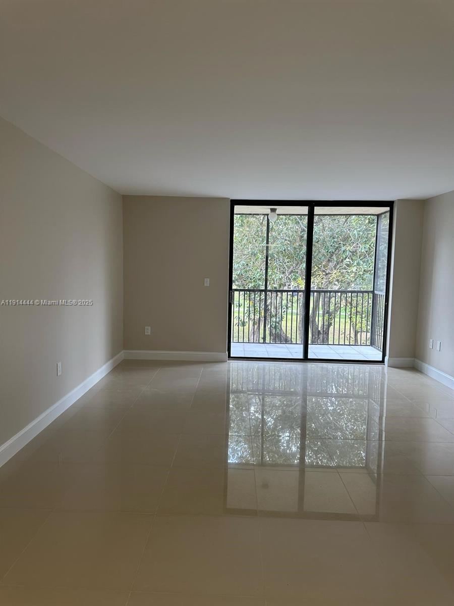 5530 Nw 44th St 308c Property Photo 7
