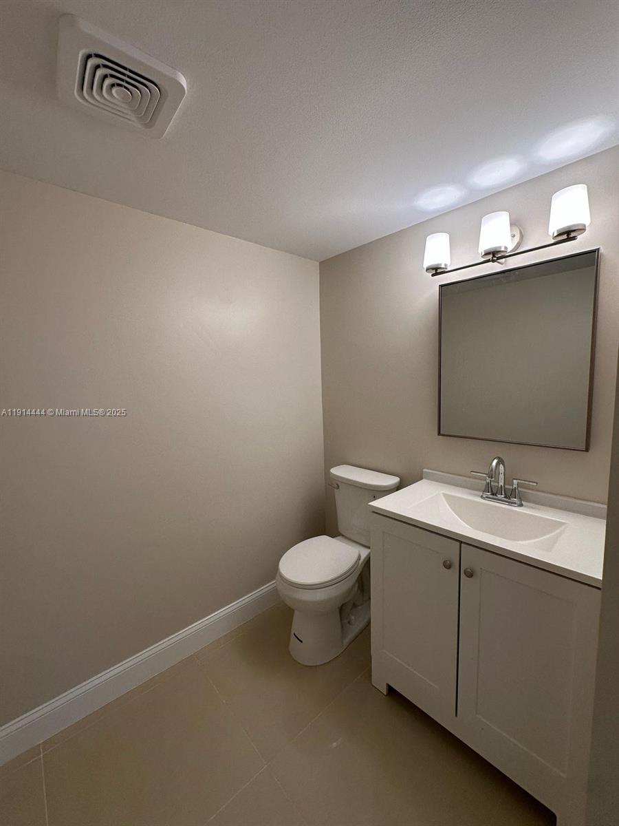 5530 Nw 44th St 308c Property Photo 8
