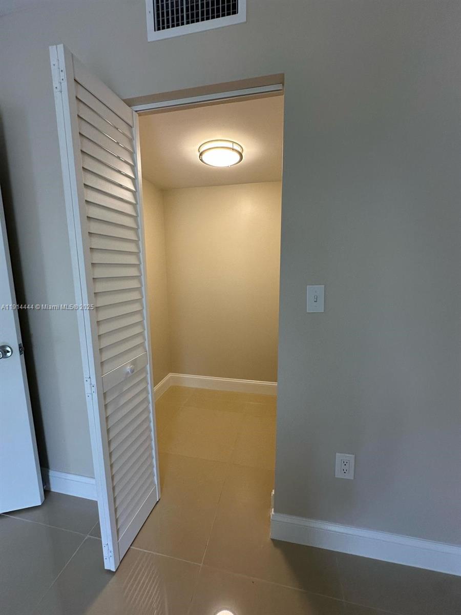 5530 Nw 44th St 308c Property Photo 19