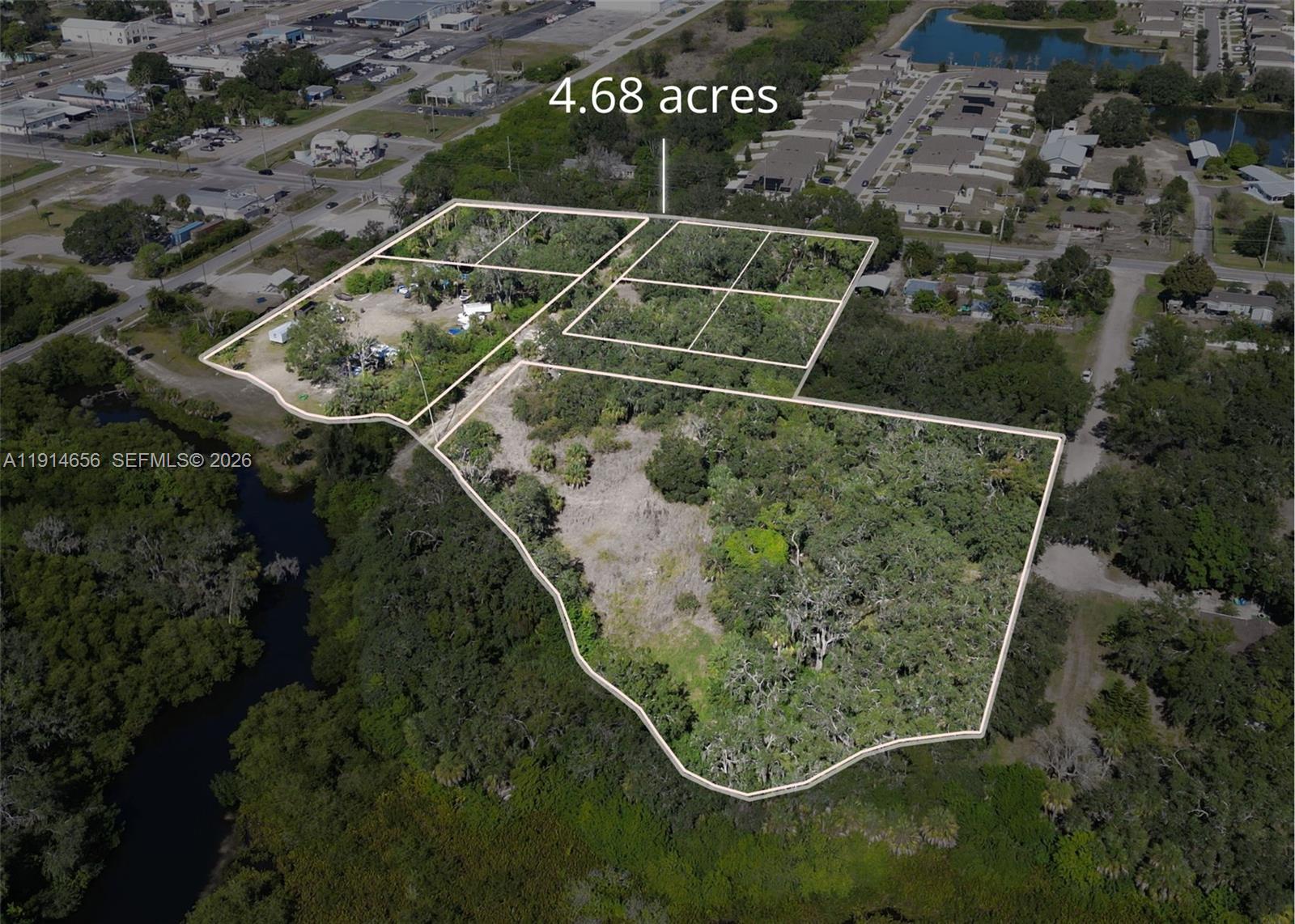 301 E Shell Point Road Property Photo 2