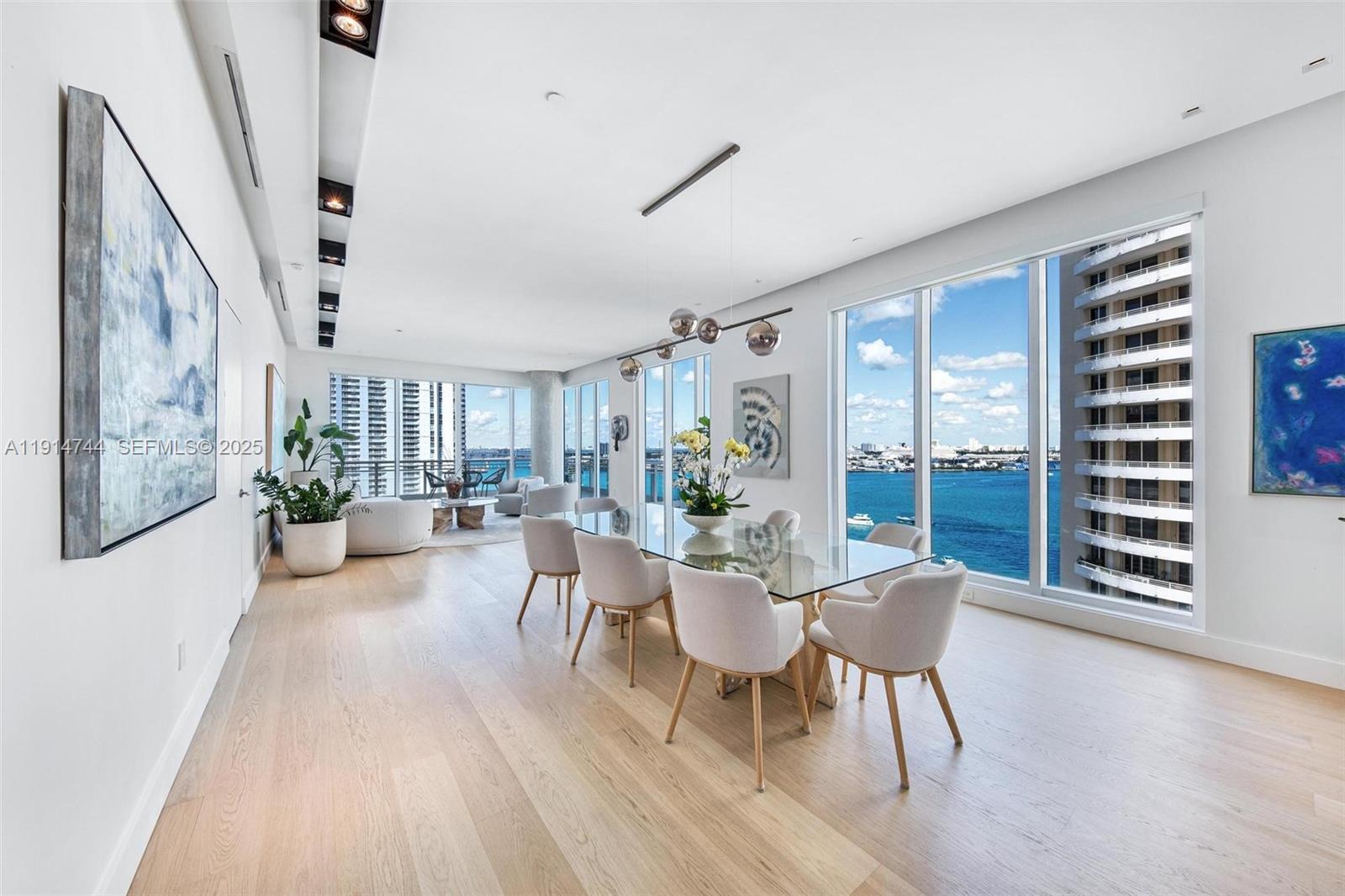 900 Brickell Key Blvd 1403 Property Photo 8