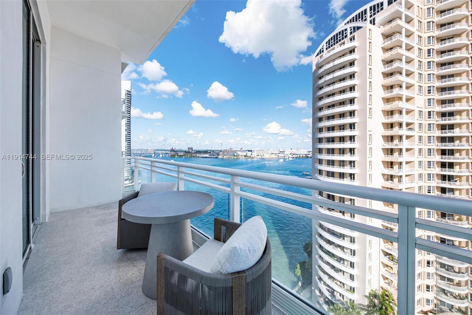 900 Brickell Key Blvd 1403 Property Photo 13