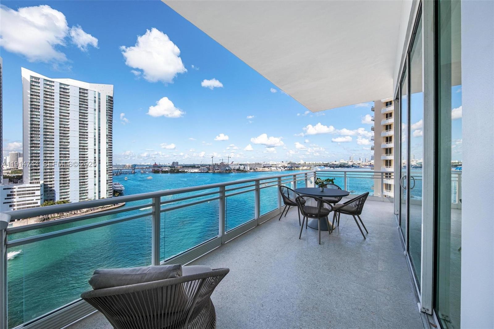 900 Brickell Key Blvd 1403 Property Photo 19