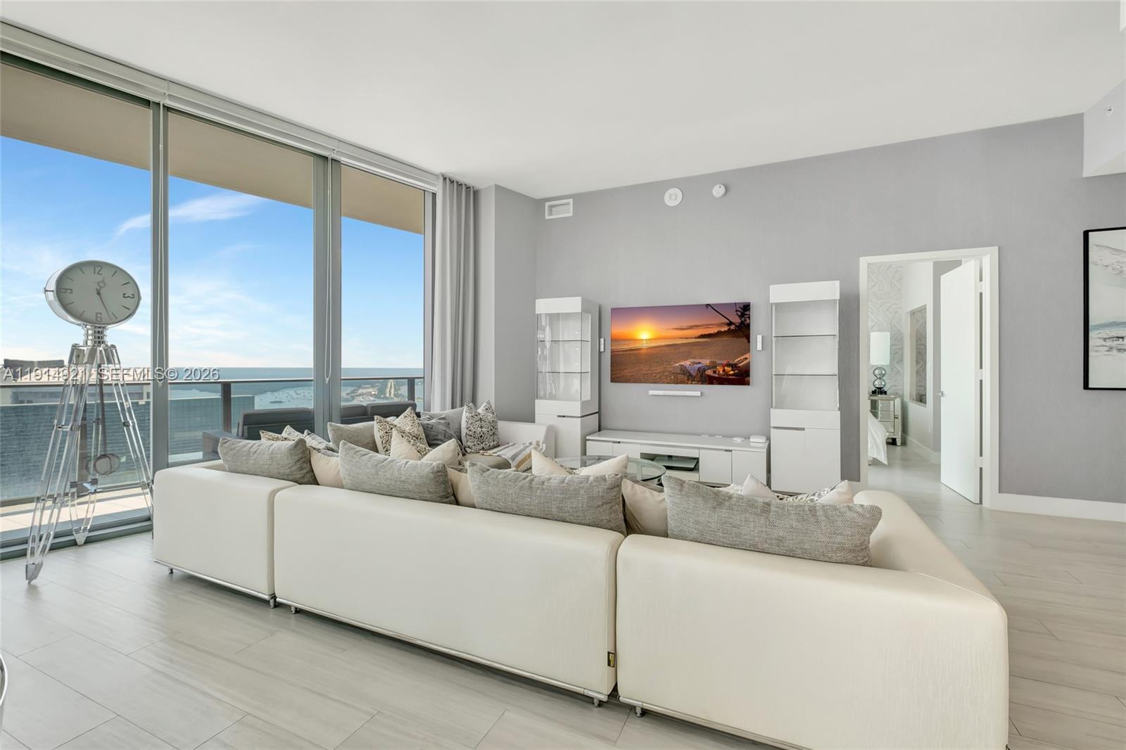 1300 S Miami Ave Ph5001 Property Photo 19