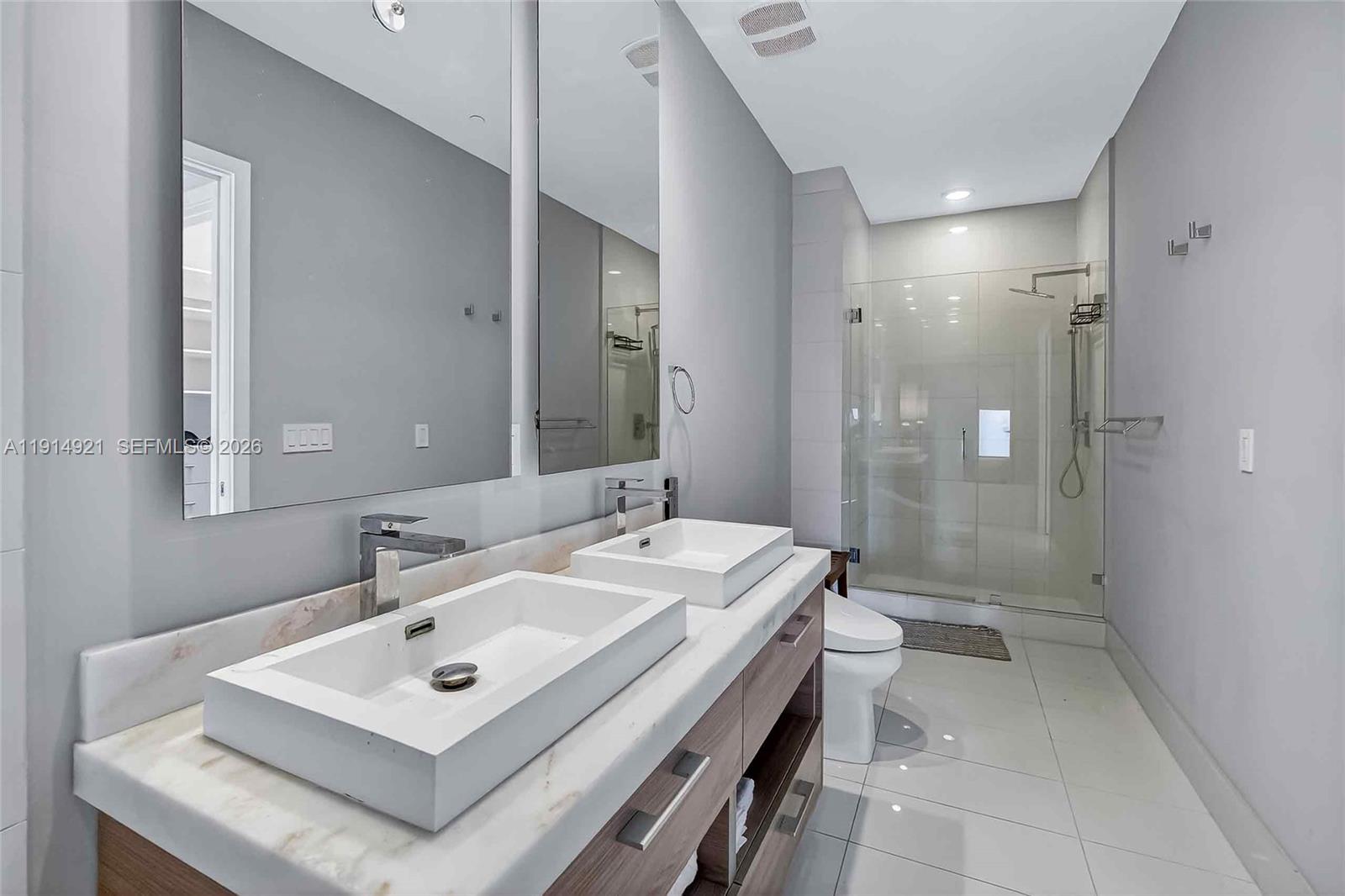 1300 S Miami Ave Ph5001 Property Photo 31