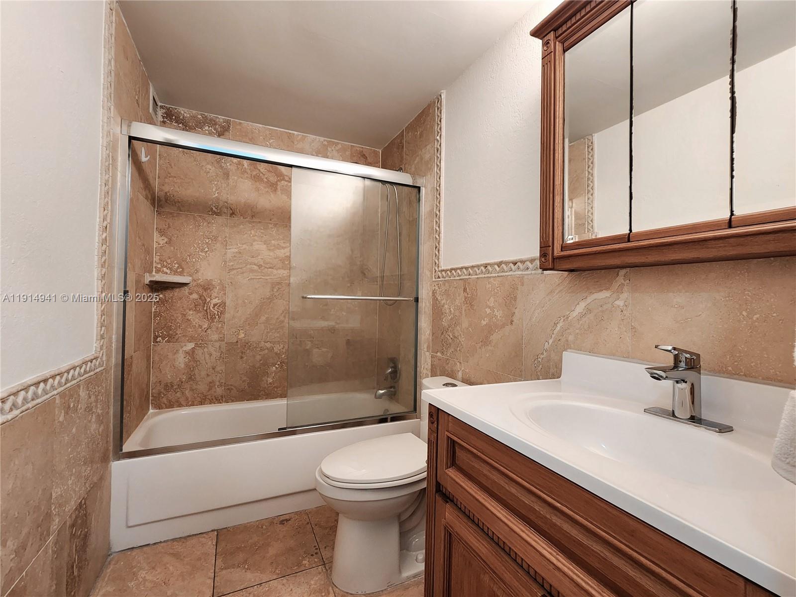 3505 S Ocean Dr 1202 Property Photo 25