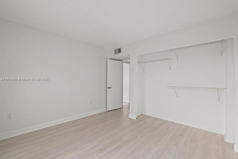 4174 Inverrary Dr 902 Property Photo 14