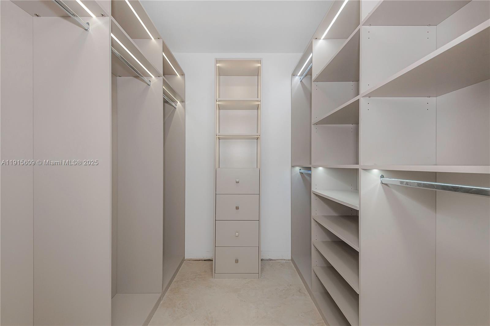 8855 Collins Ave 6e Property Photo 15