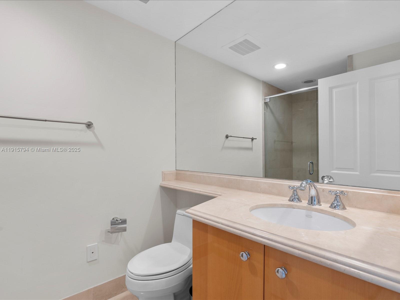 17875 Collins Ave 3305 Property Photo 14