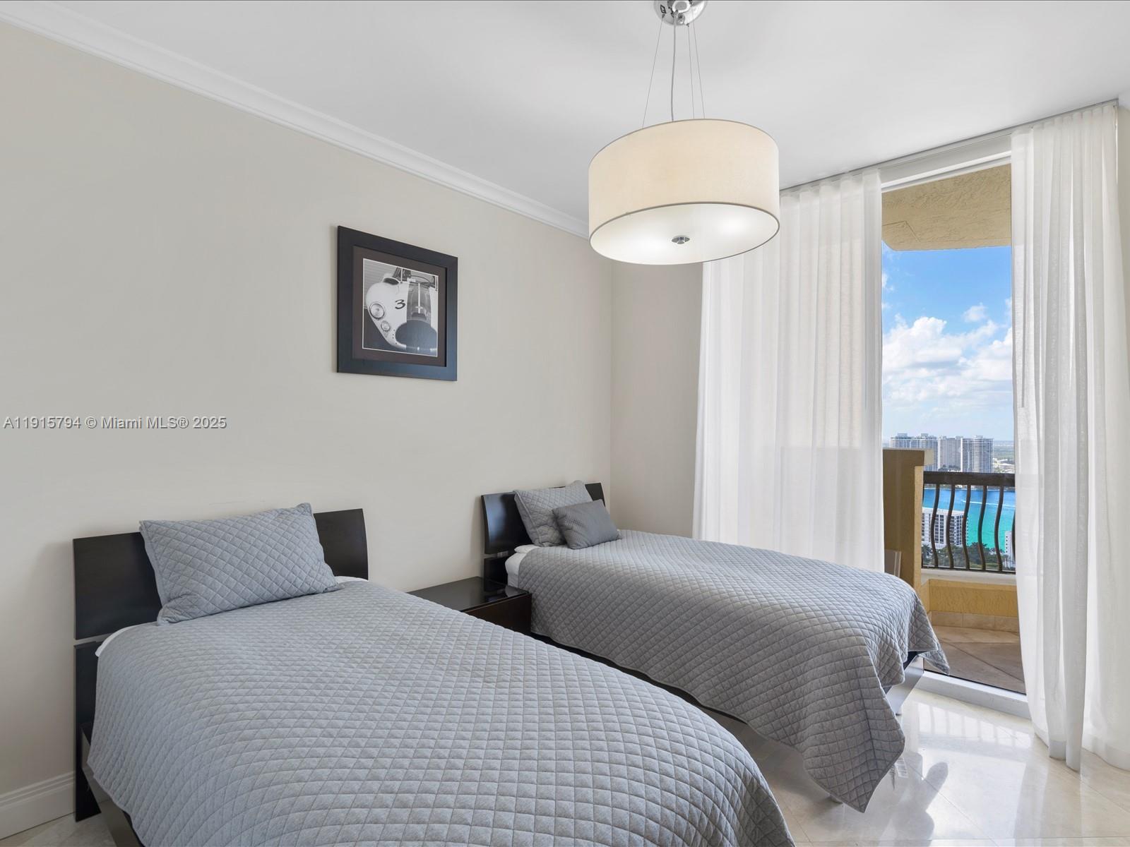 17875 Collins Ave 3305 Property Photo 15