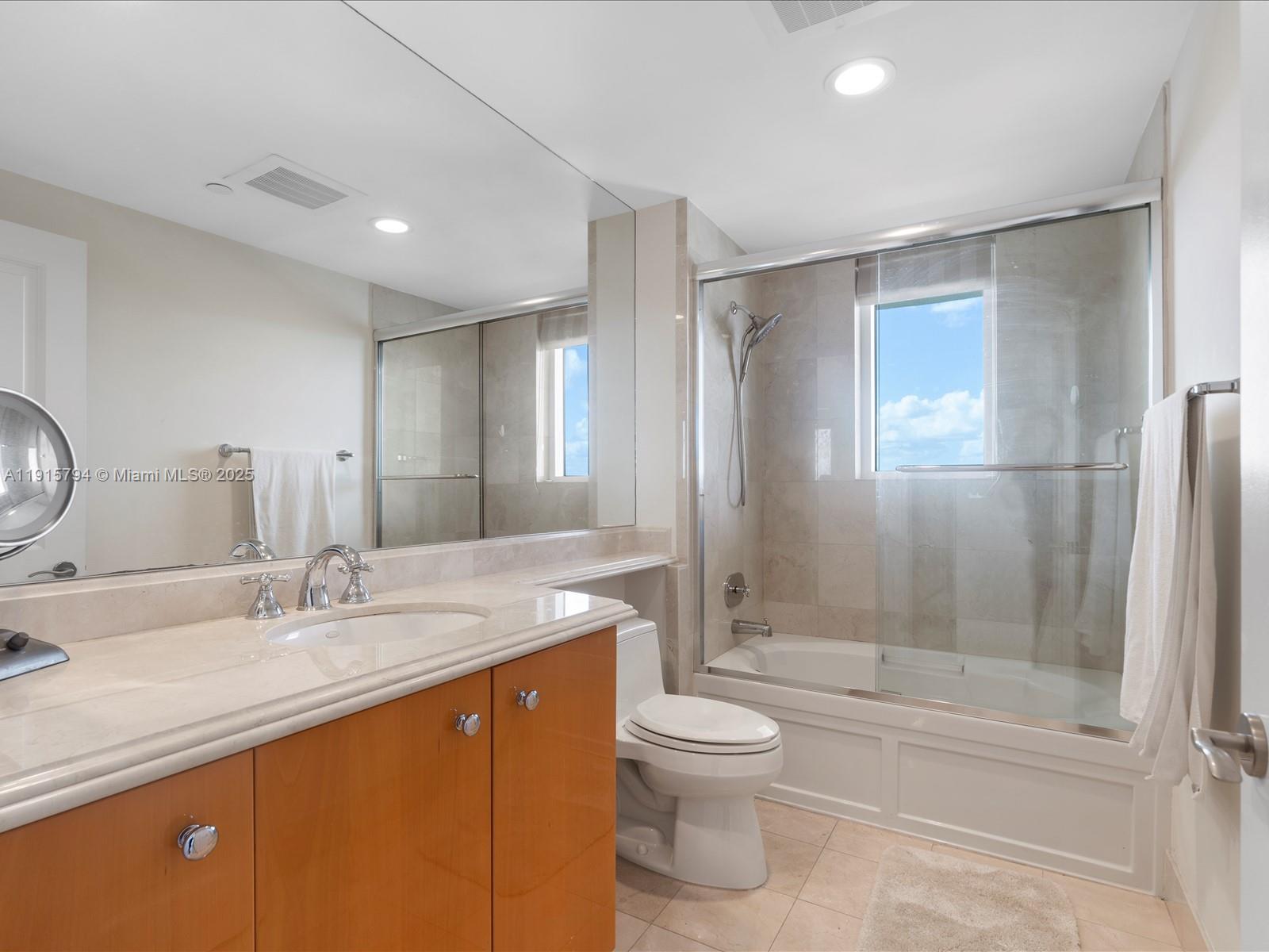 17875 Collins Ave 3305 Property Photo 19