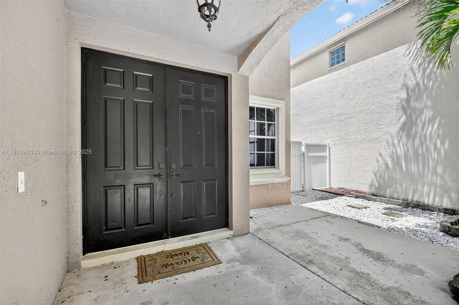 1579 Briar Oak Dr Property Photo 9