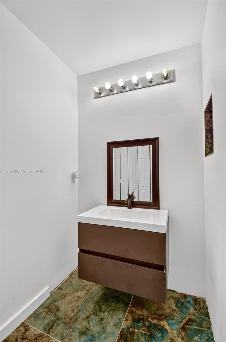 1579 Briar Oak Dr Property Photo 38