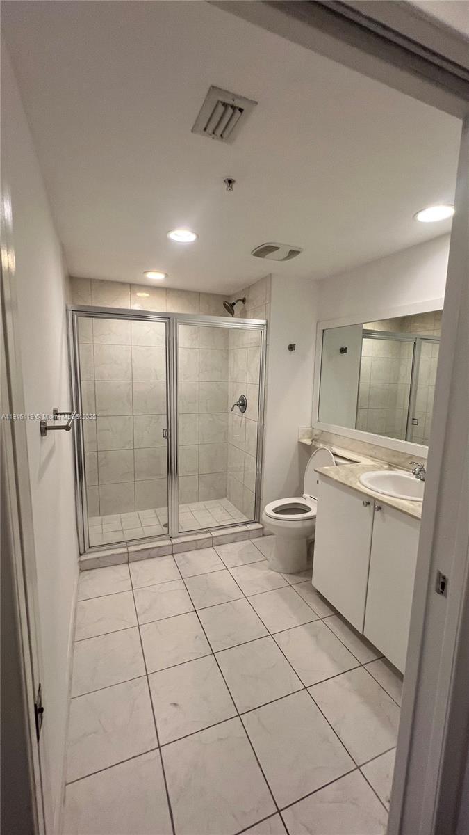 2775 Ne 187th St 227 Property Photo 11