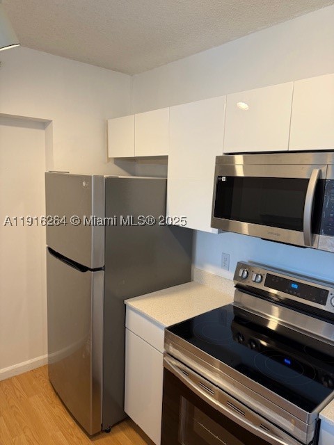 1919 Van Buren St 516a Property Photo 17