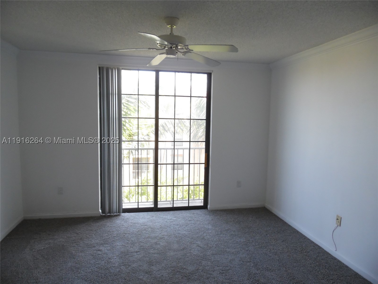 1919 Van Buren St 516a Property Photo 35