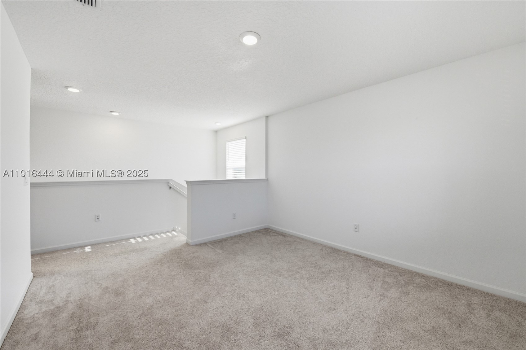 9852 Lemon Balm Way Property Photo 15