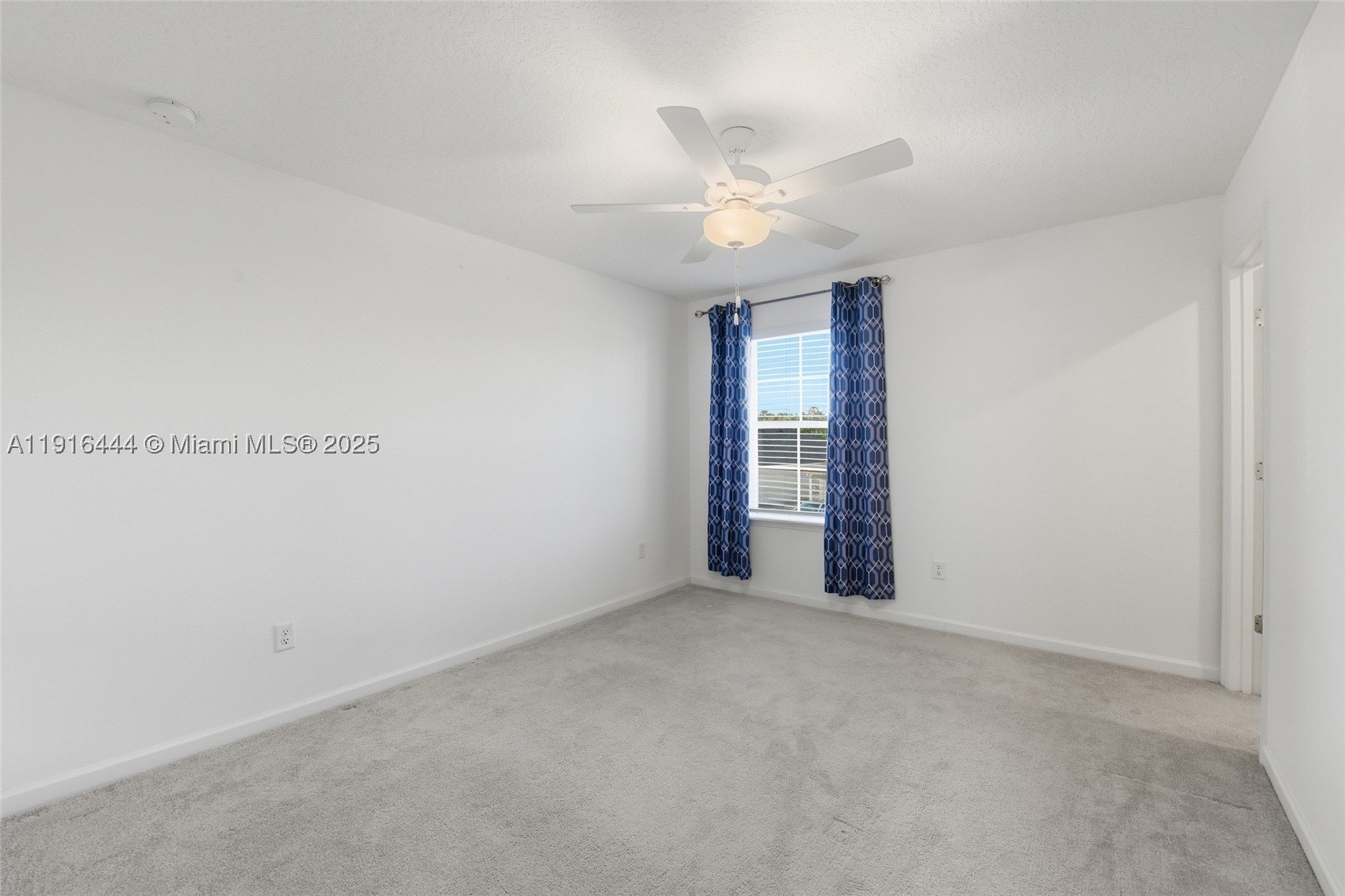 9852 Lemon Balm Way Property Photo 21