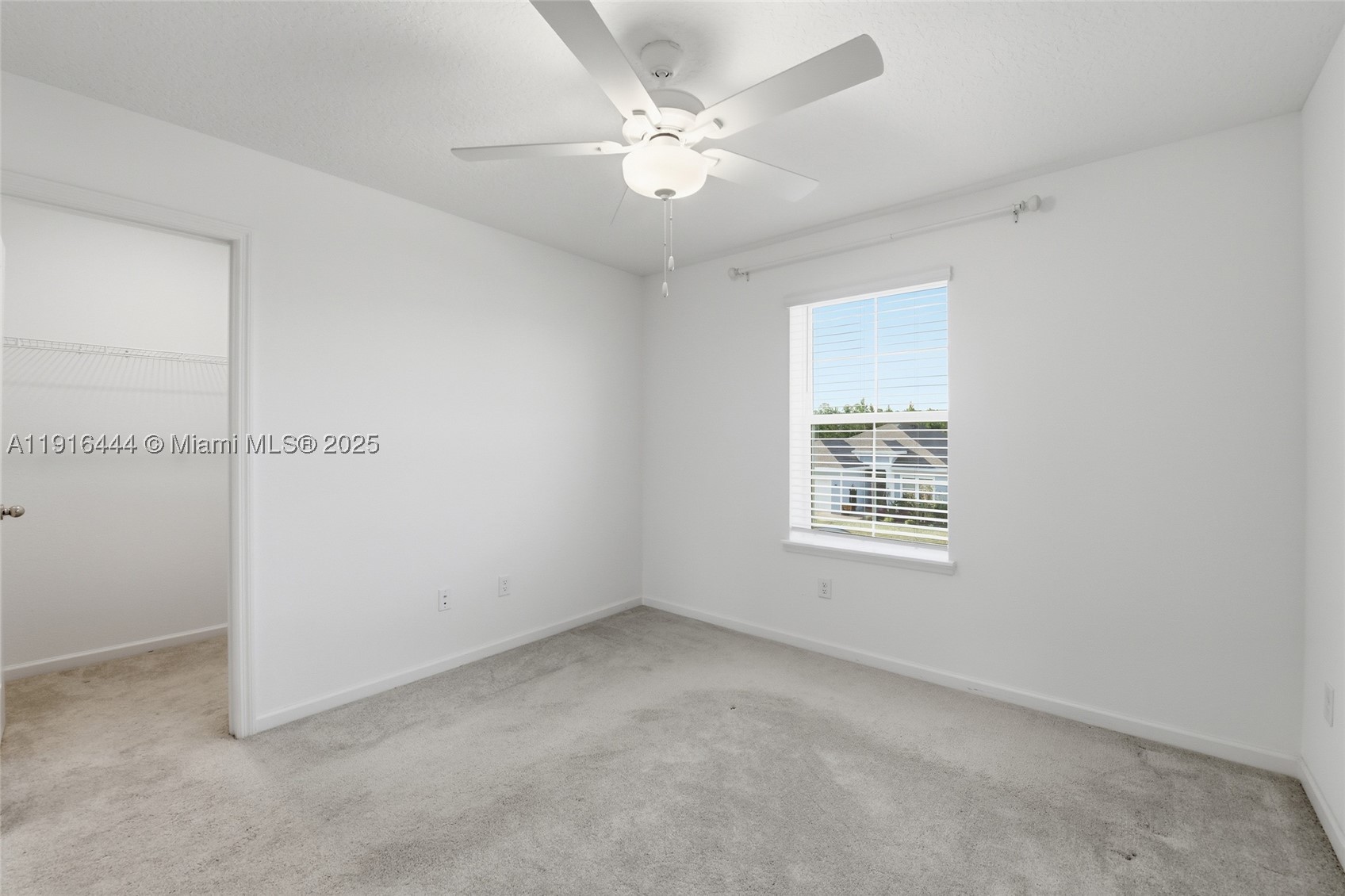 9852 Lemon Balm Way Property Photo 23