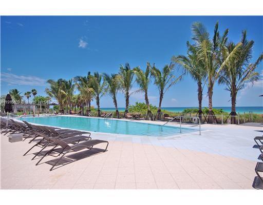 6801 Collins Ave Ph06 Property Photo 44