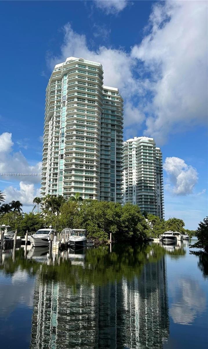 16400 Collins Ave 1246 Property Photo 3