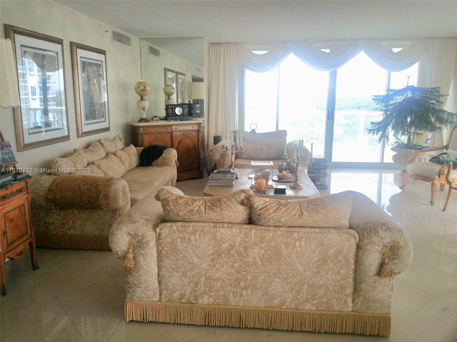 16400 Collins Ave 1246 Property Photo 8