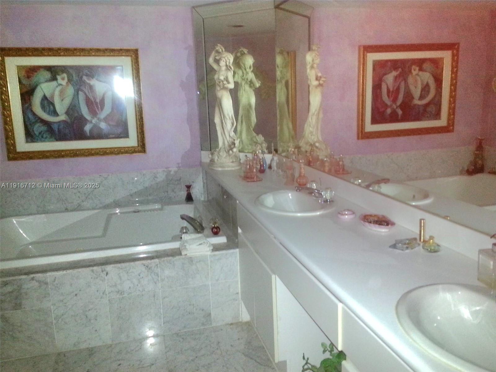 16400 Collins Ave 1246 Property Photo 16