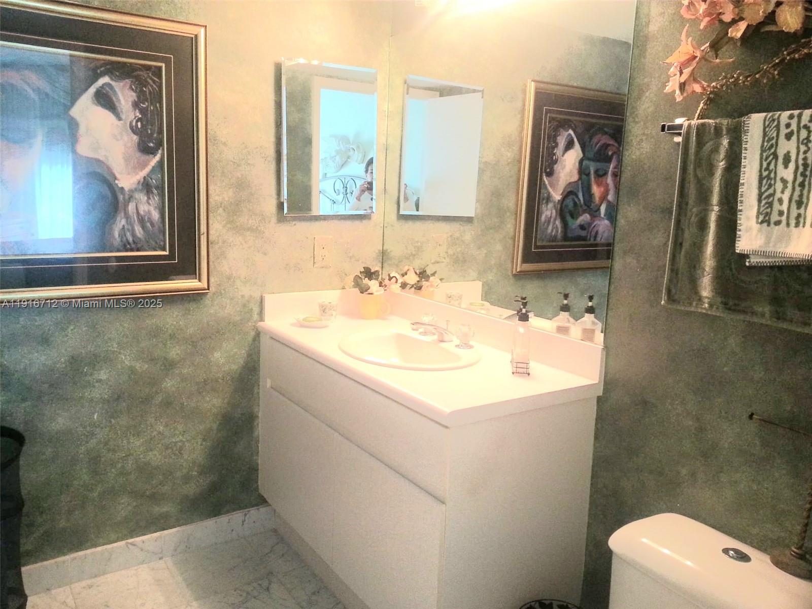 16400 Collins Ave 1246 Property Photo 18