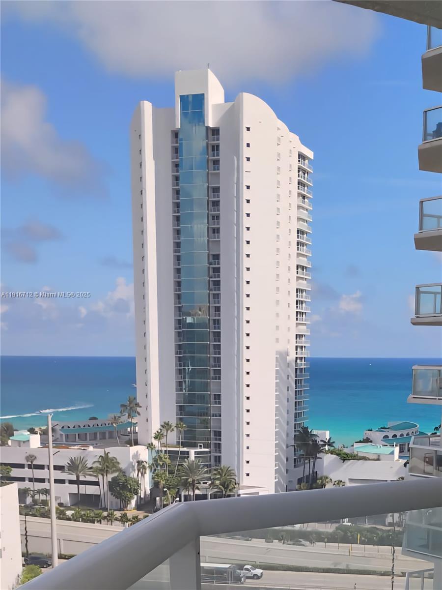16400 Collins Ave 1246 Property Photo 25