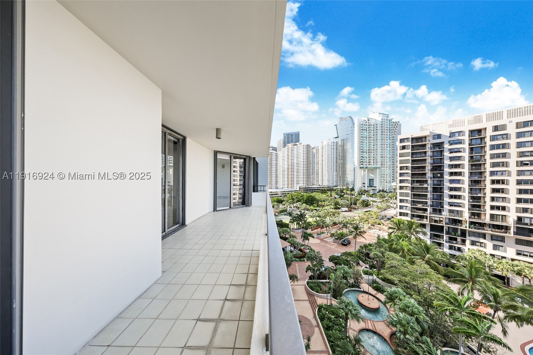 520 Brickell Key Dr A1104 Property Photo 13