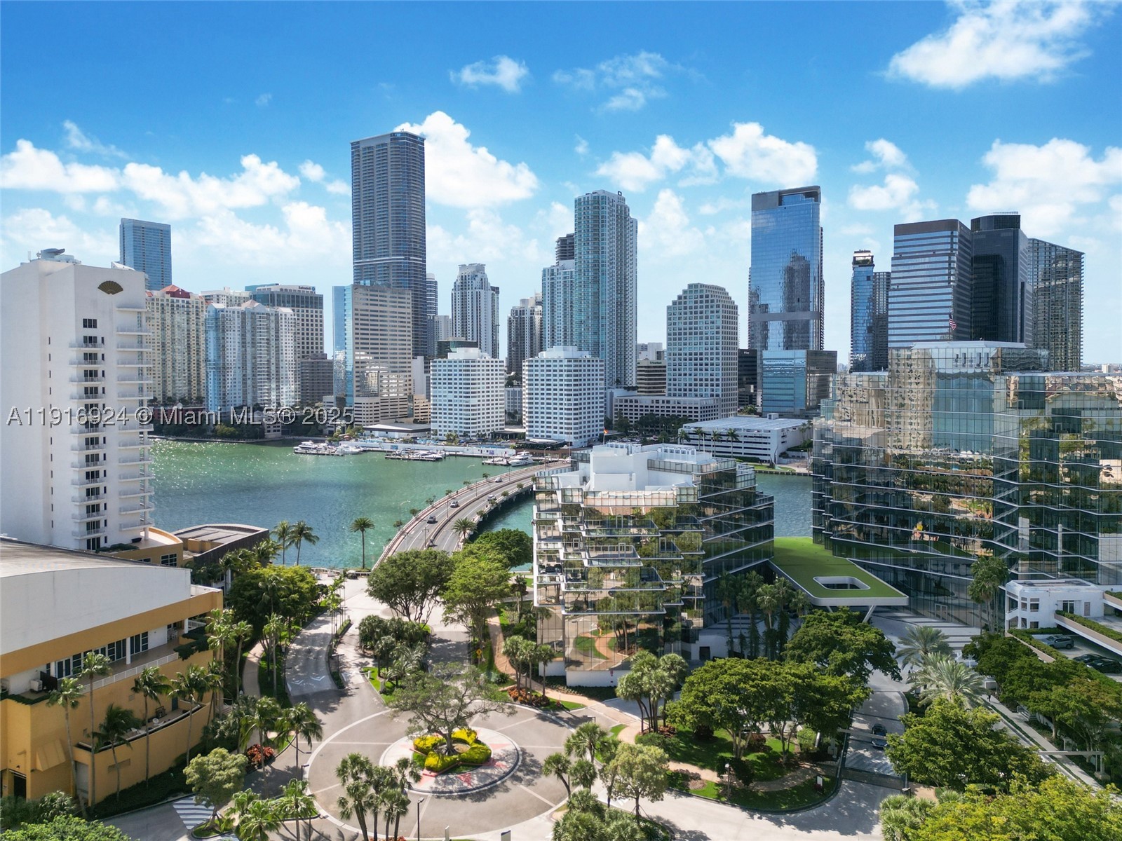 520 Brickell Key Dr A1104 Property Photo 30