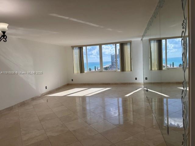 5401 Collins Ave 1512 Property Photo 20