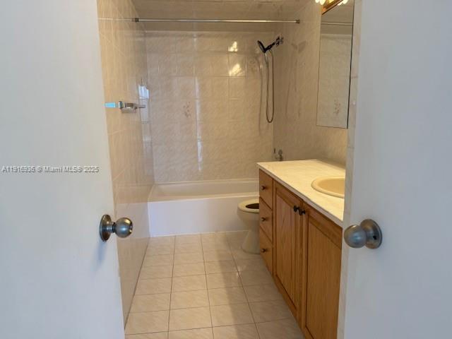 5401 Collins Ave 1512 Property Photo 29