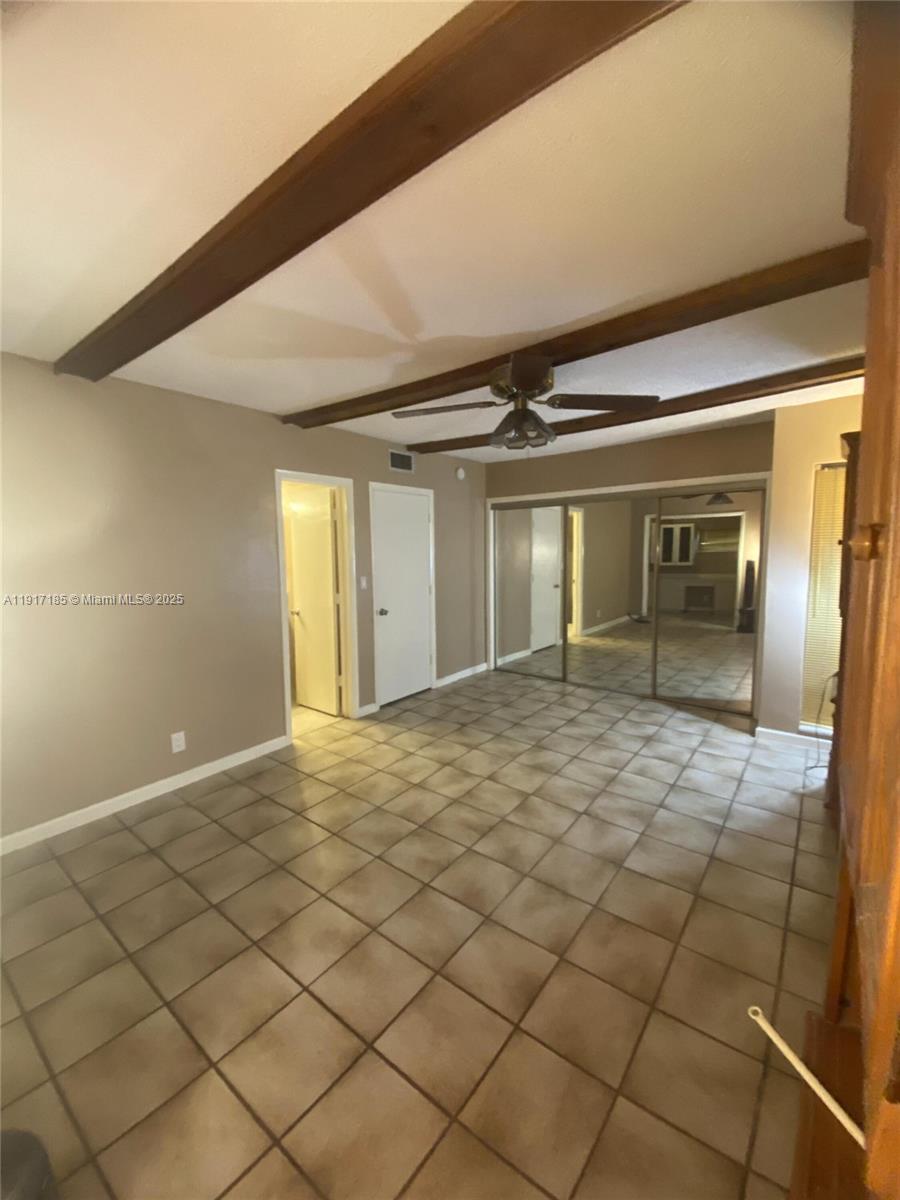 4802 Bayberry Ln Property Photo 6