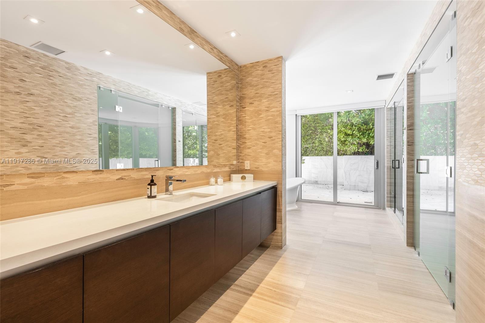 1 Collins Ave 207 Property Photo 22