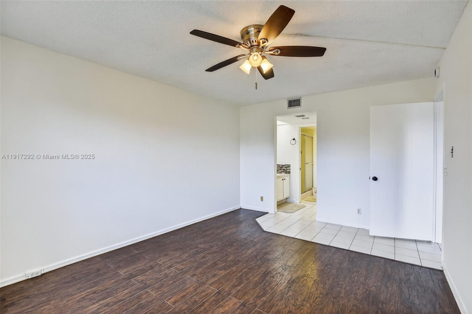 701 Sw 128th Ave 310f Property Photo 16