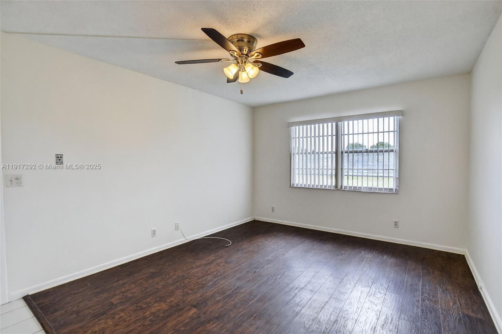 701 Sw 128th Ave 310f Property Photo 18